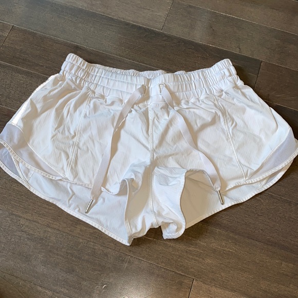 lululemon athletica Pants - Hotty Hot short